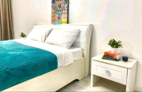 Only Sun Moon, 3 - Room Apartments